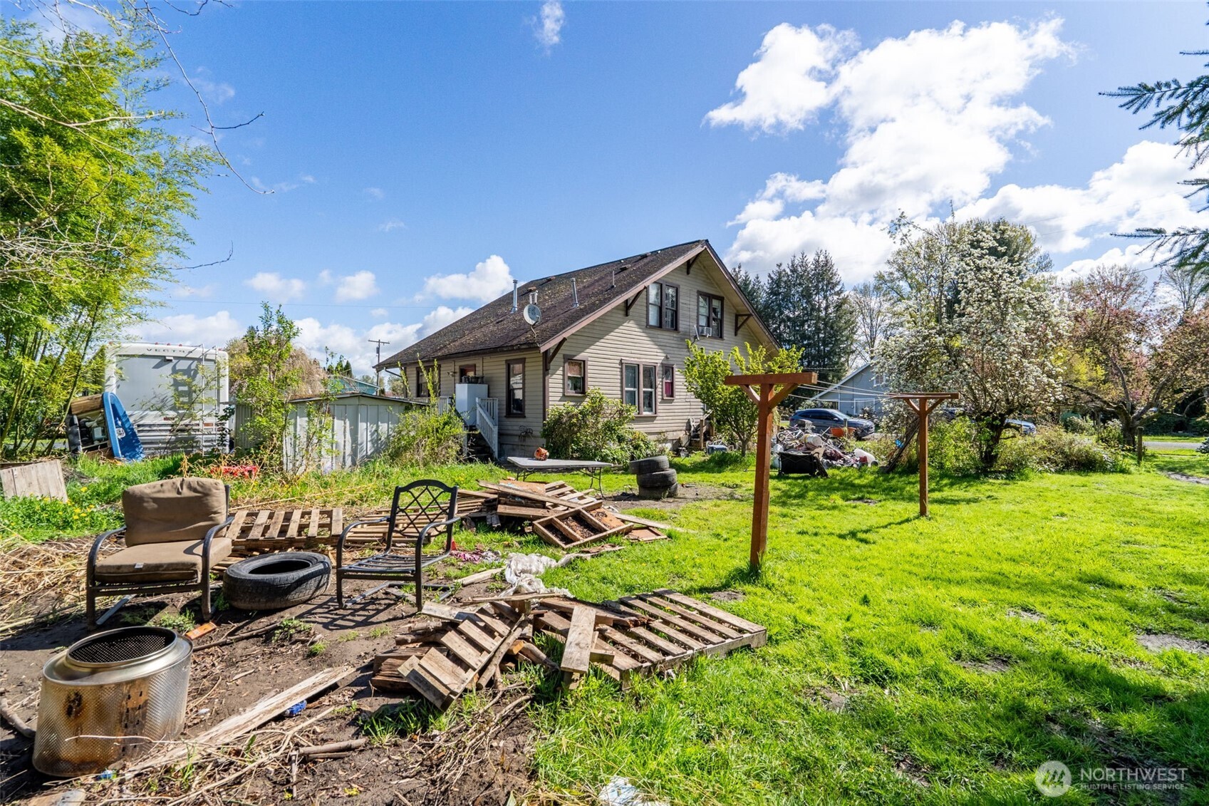 601 S 2nd Street , Toledo, WA 98591