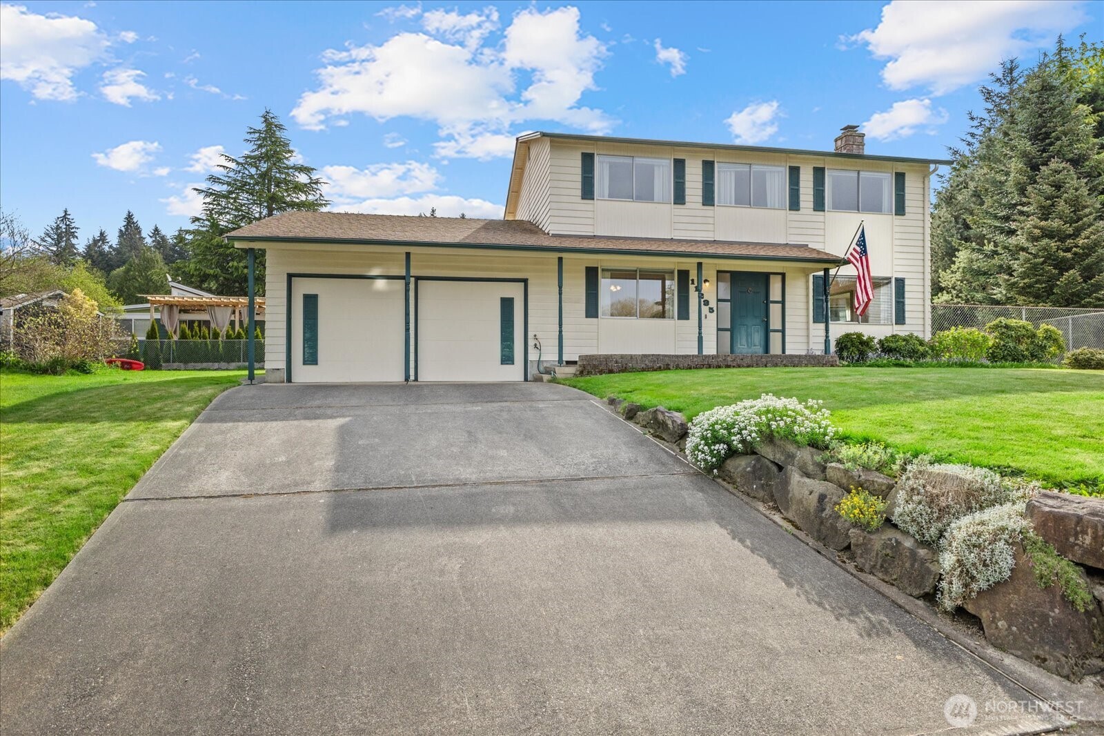 11235 NE 146th Street , Kirkland, WA 98034