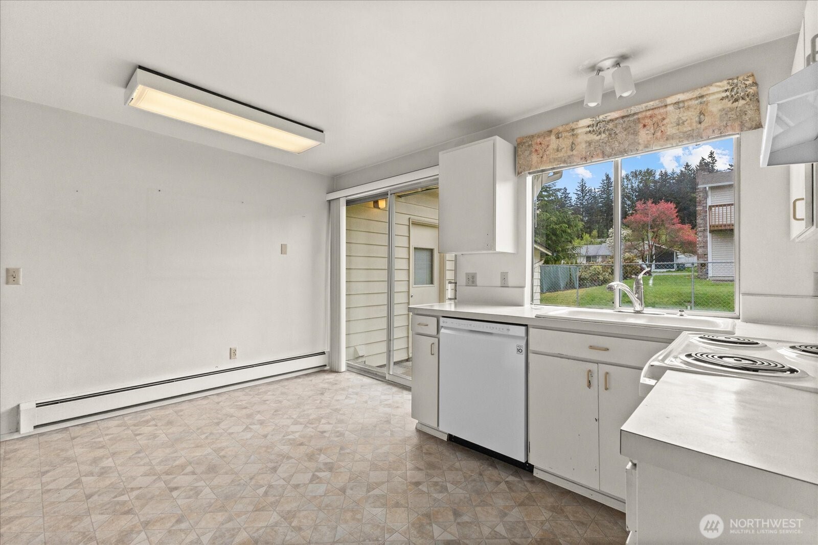 11235 NE 146th Street , Kirkland, WA 98034