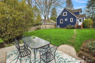 9213 25TH Avenue NE, Seattle, WA 98115 - Photo 4