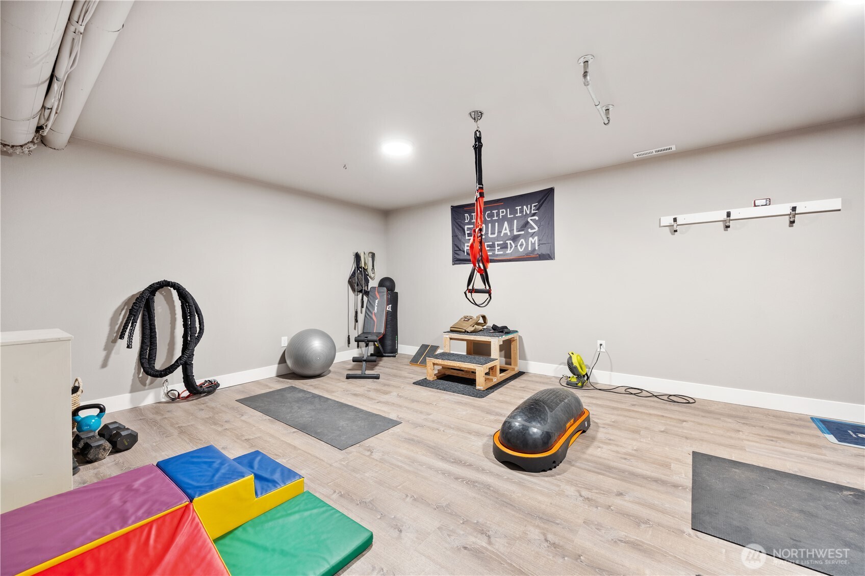 9968 Griffith Place , Entiat, WA 98822