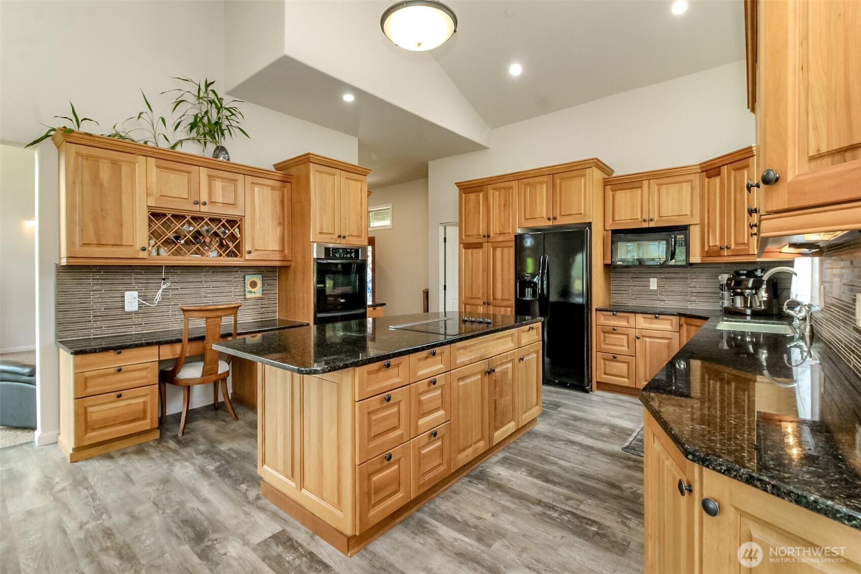 47335 260th Avenue SE, Enumclaw, WA 98022