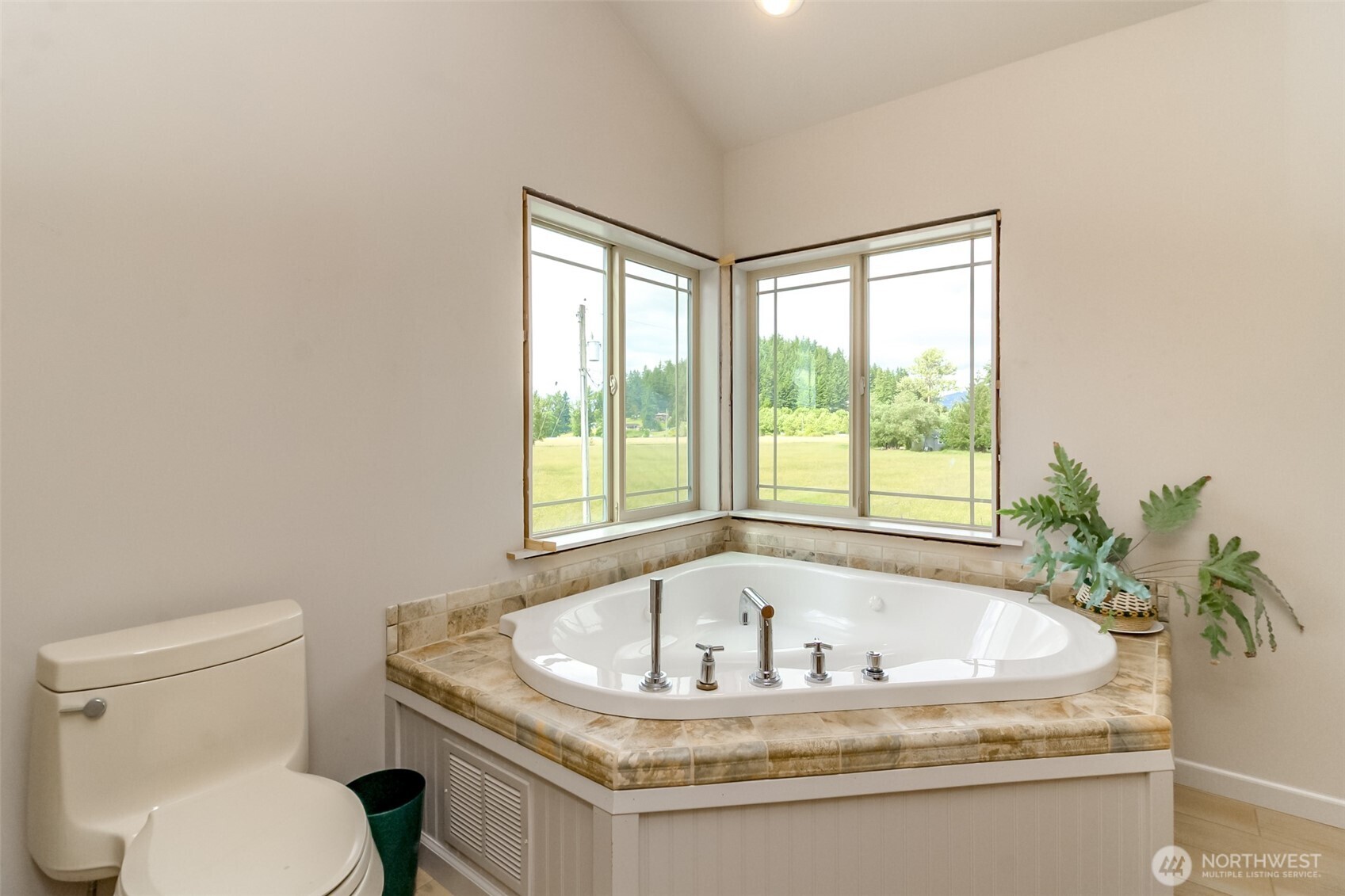 47335 260th Avenue SE, Enumclaw, WA 98022