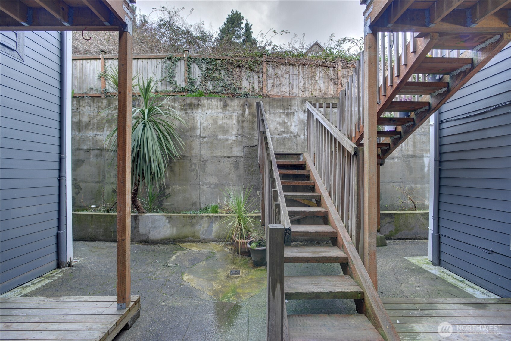 310 Aloha Street , Seattle, WA 98109