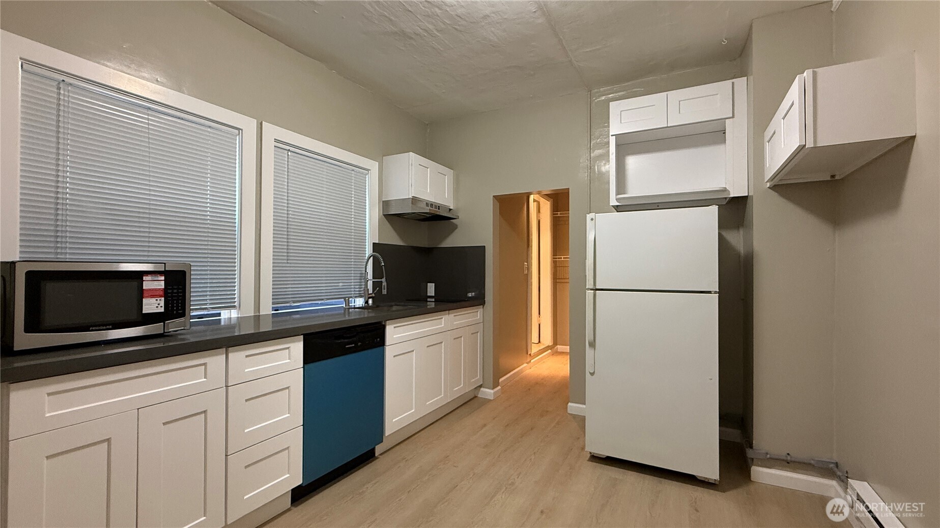 310 Aloha Street , Seattle, WA 98109