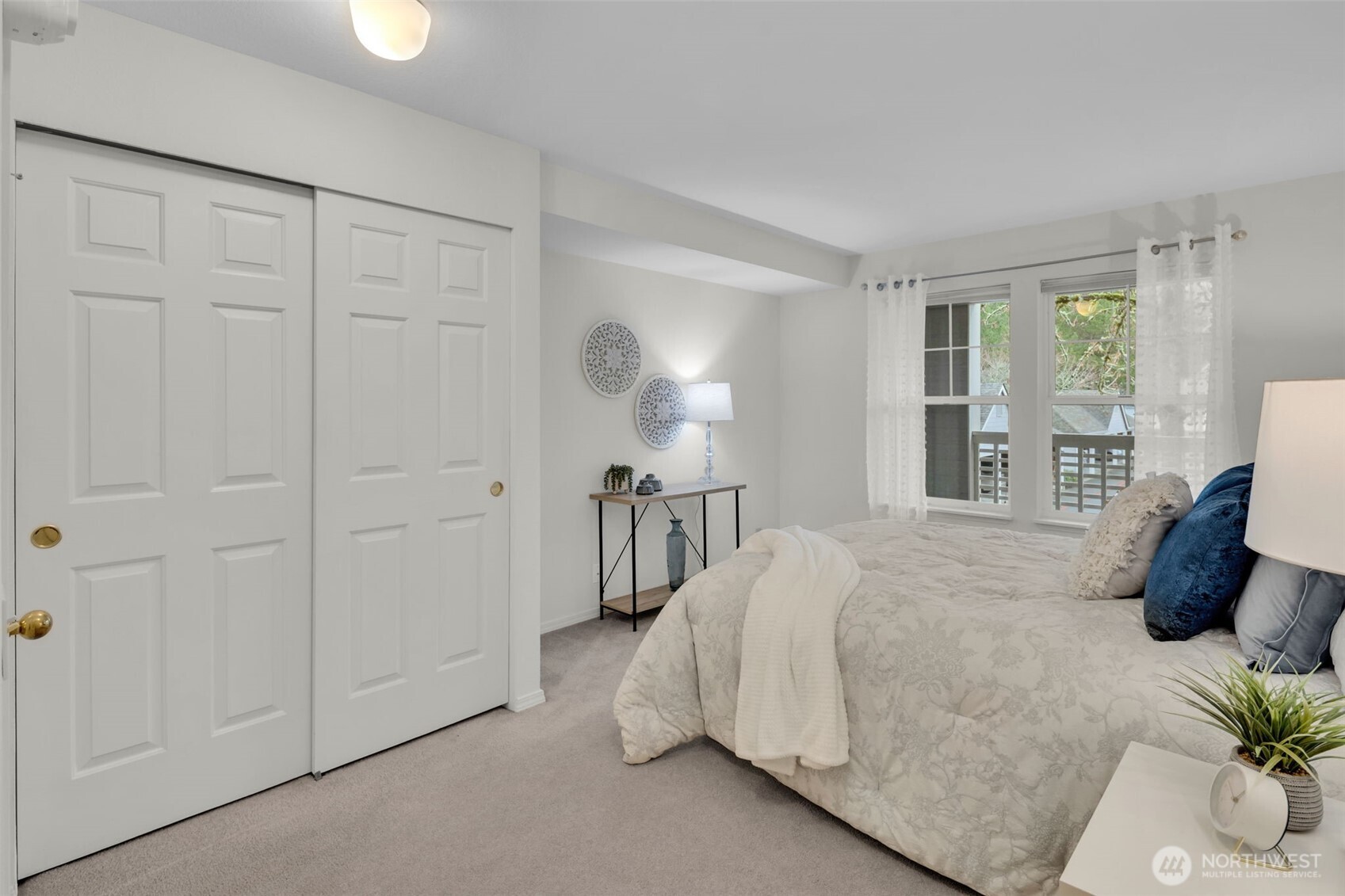 3941 226th Place SE #211, Issaquah, WA 98029