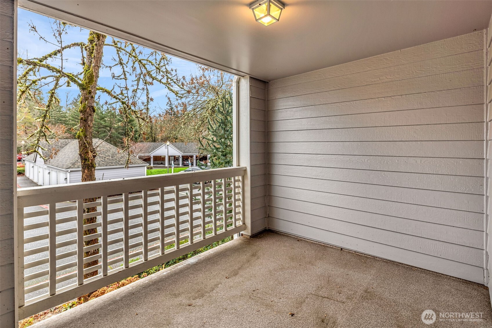 3941 226th Place SE #211, Issaquah, WA 98029