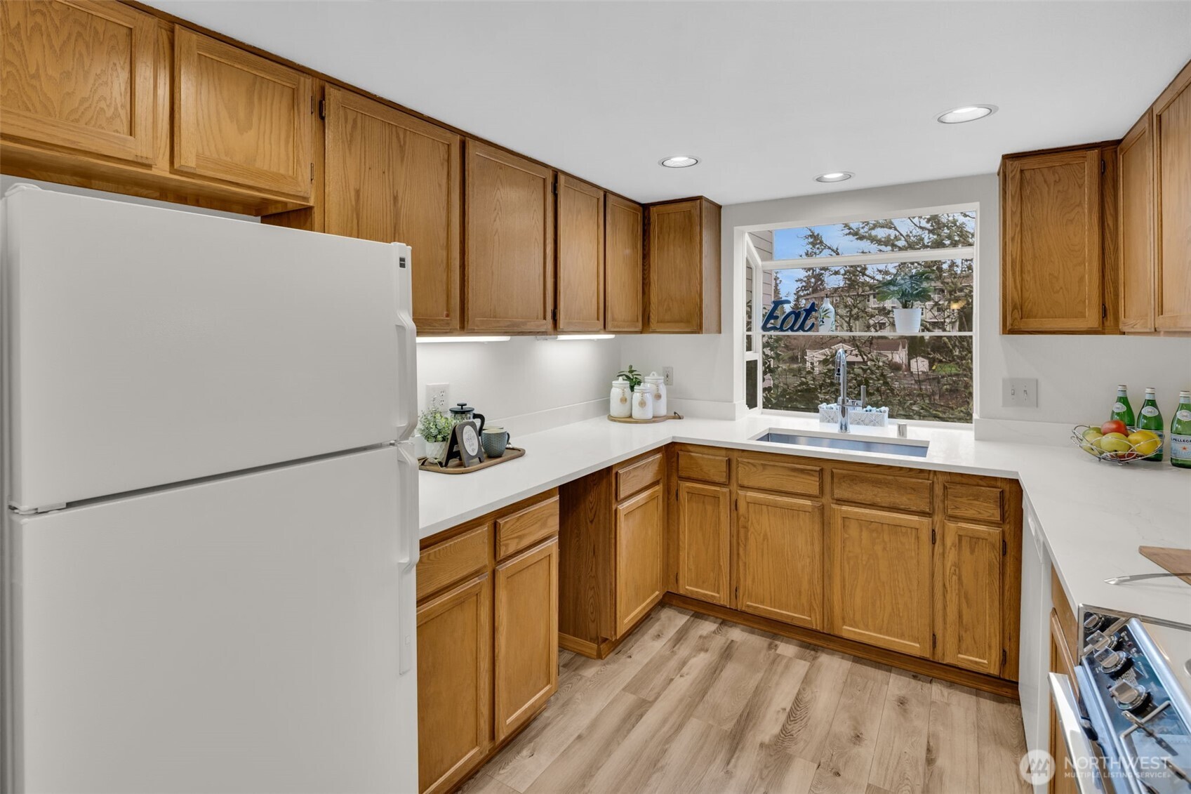 3941 226th Place SE #211, Issaquah, WA 98029