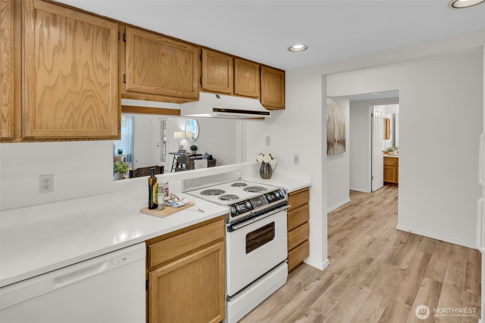 3941 226th Place SE #211, Issaquah, WA 98029