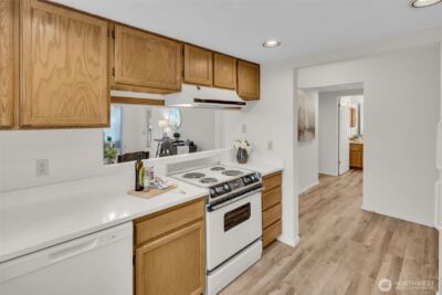 3941 226th Place SE #211, Issaquah, WA 98029 - Photo 7