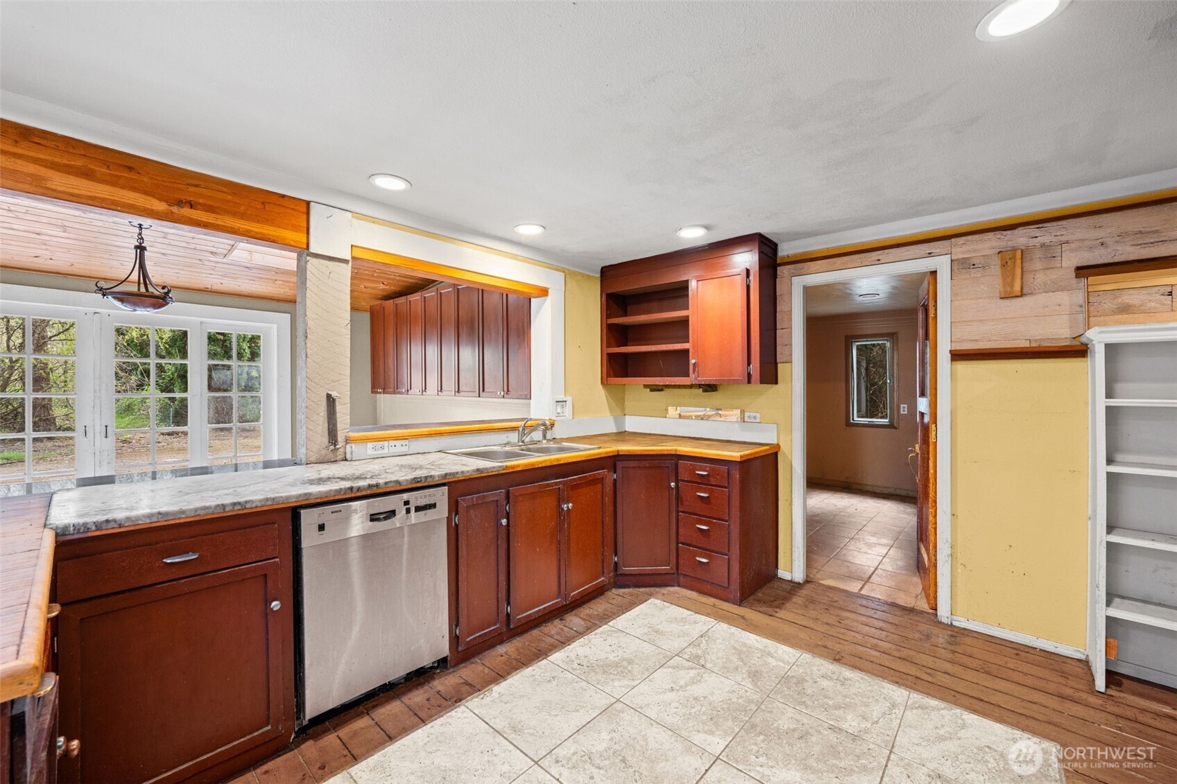 19840 NE Redmond Road , Redmond, WA 98053