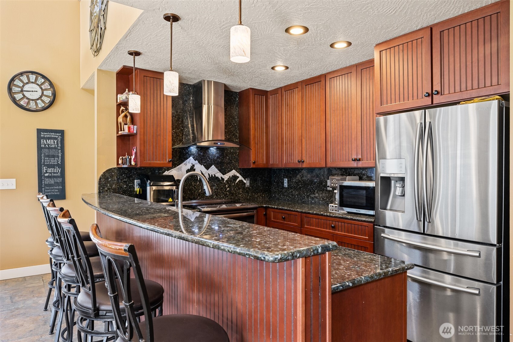491 Maple Grove Road , Port Angeles, WA 98363