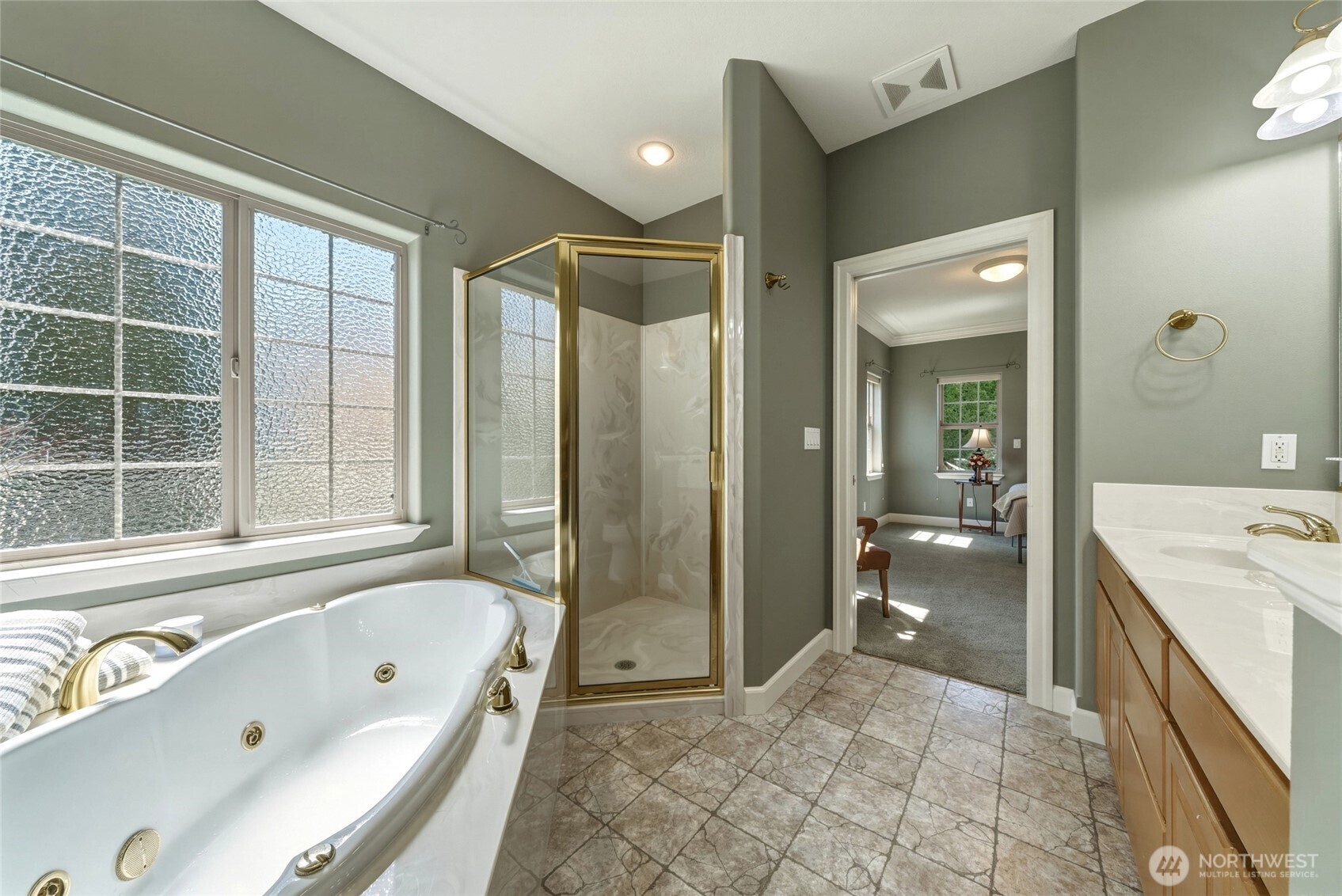 1875 SE Sunflower Court , College Place, WA 99324