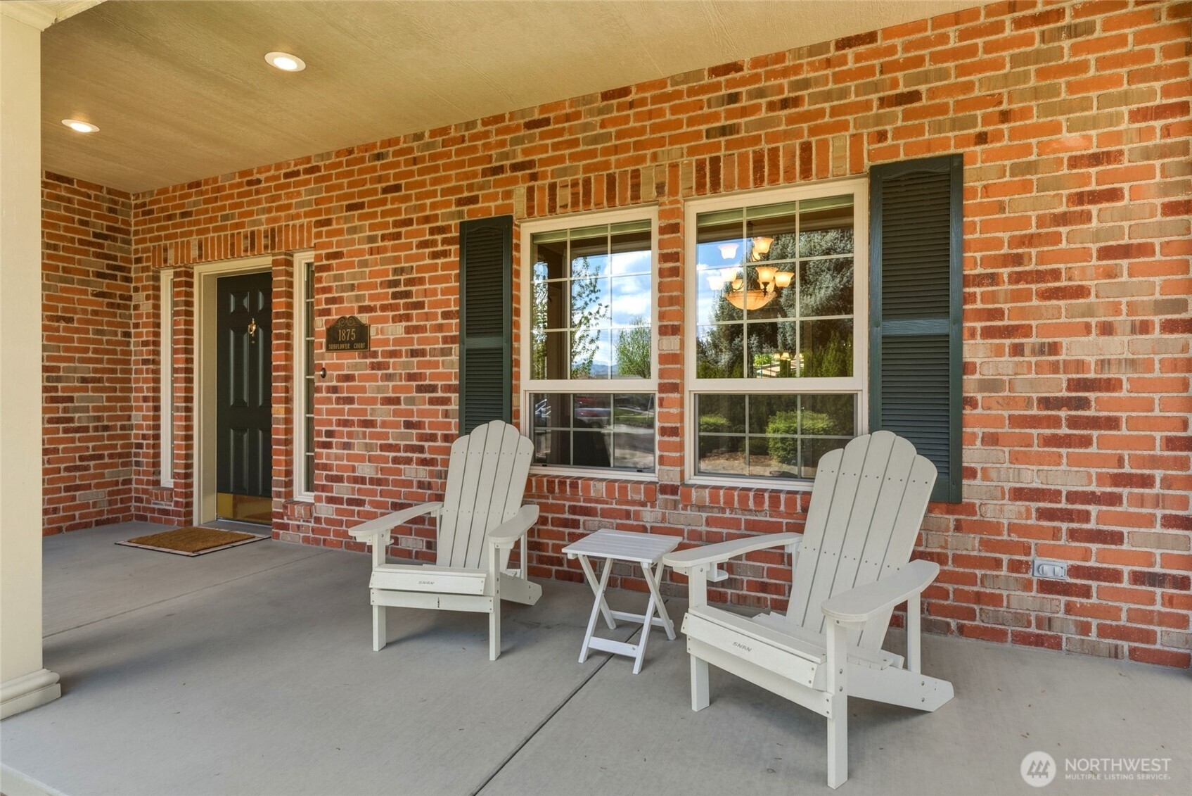 1875 SE Sunflower Court , College Place, WA 99324