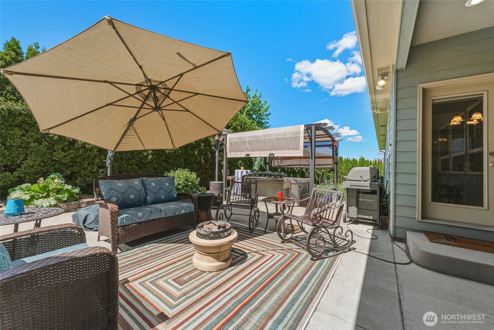 1875 SE Sunflower Court , College Place, WA 99324