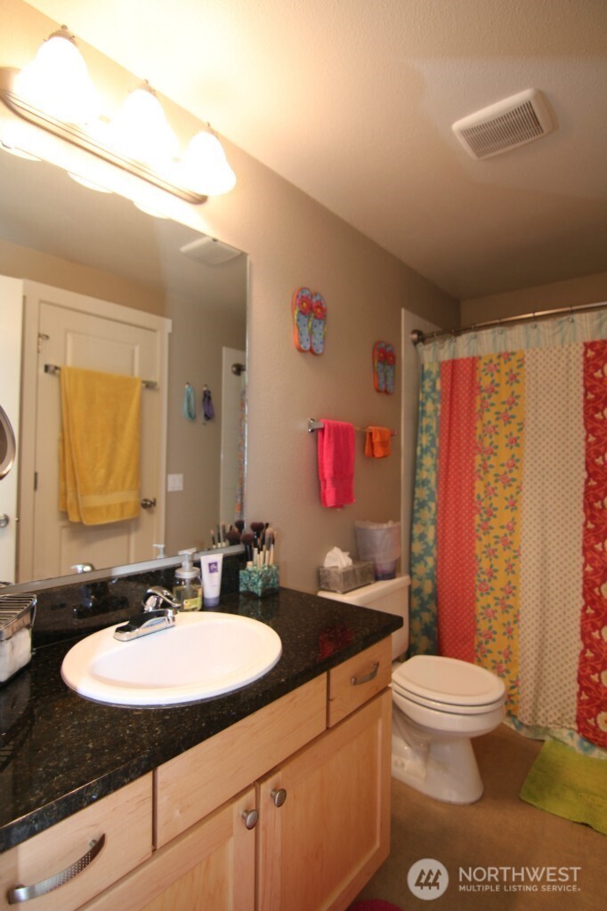 15238 SE 43rd Court #E301, Bellevue, WA 98006