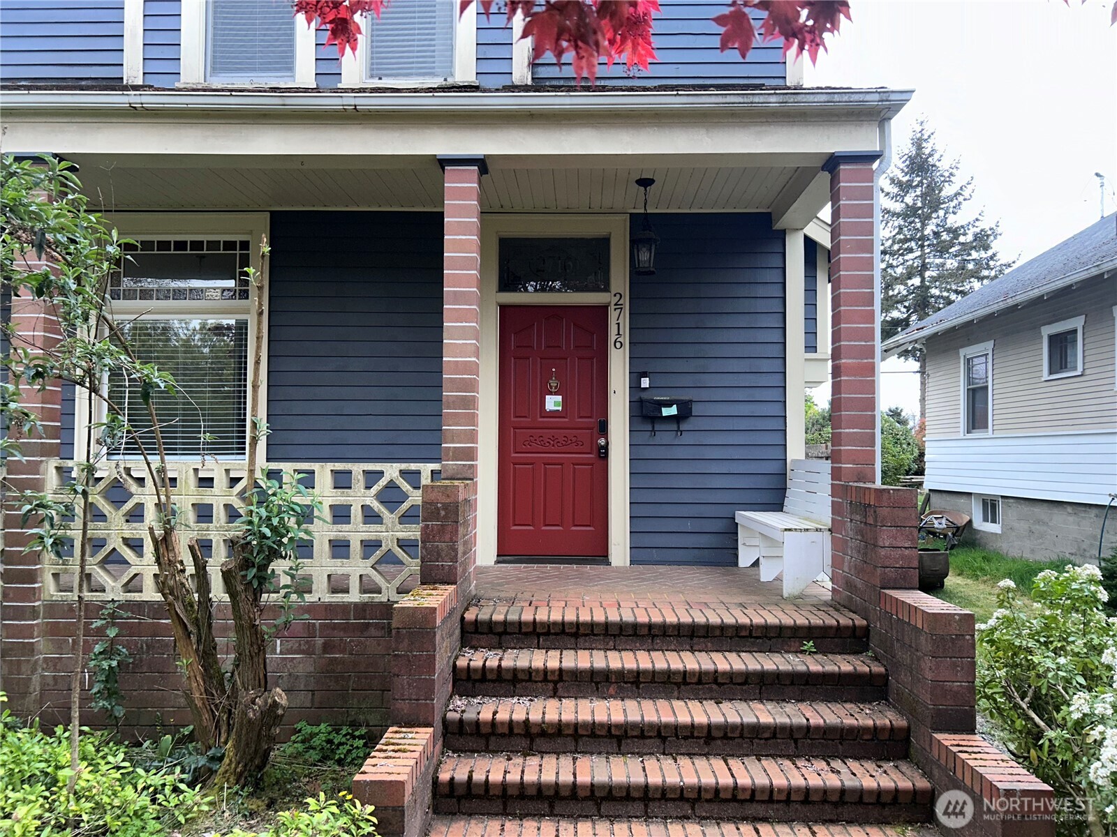 2716 S 14th Street , Tacoma, WA 98405