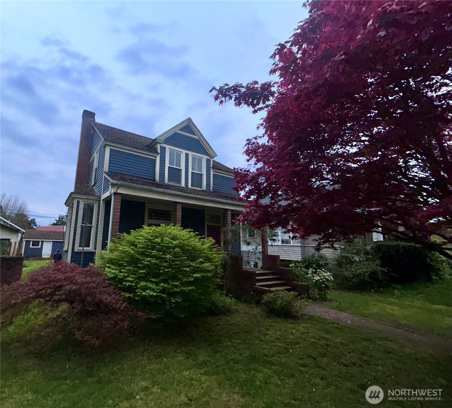 2716 S 14th Street , Tacoma, WA 98405