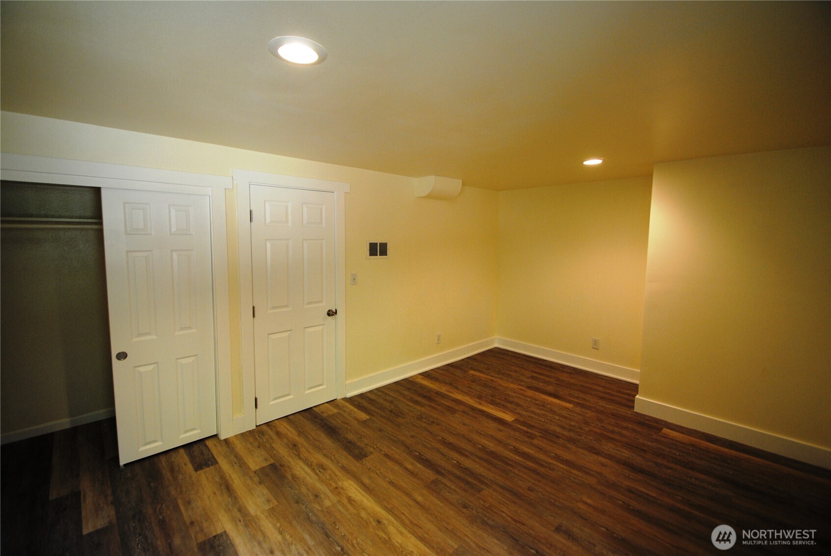 3815 43rd Avenue S, Seattle, WA 98118