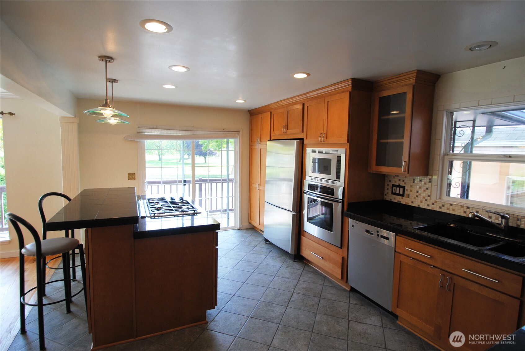 3815 43rd Avenue S, Seattle, WA 98118