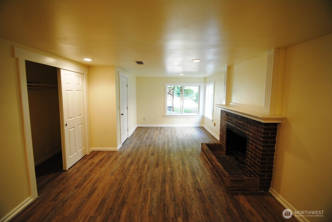 3815 43rd Avenue S, Seattle, WA 98118