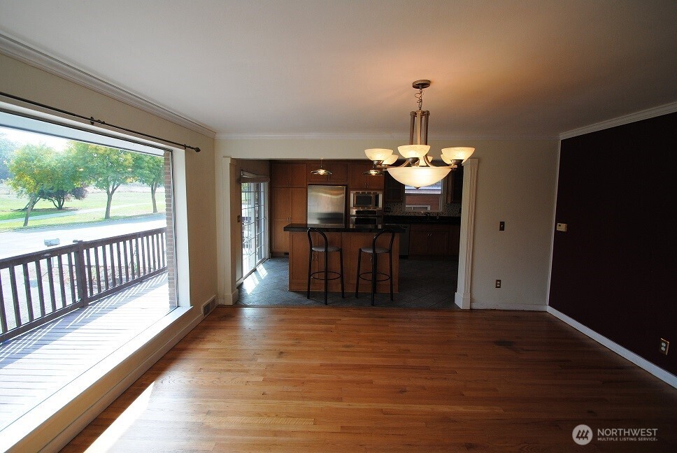 3815 43rd Avenue S, Seattle, WA 98118