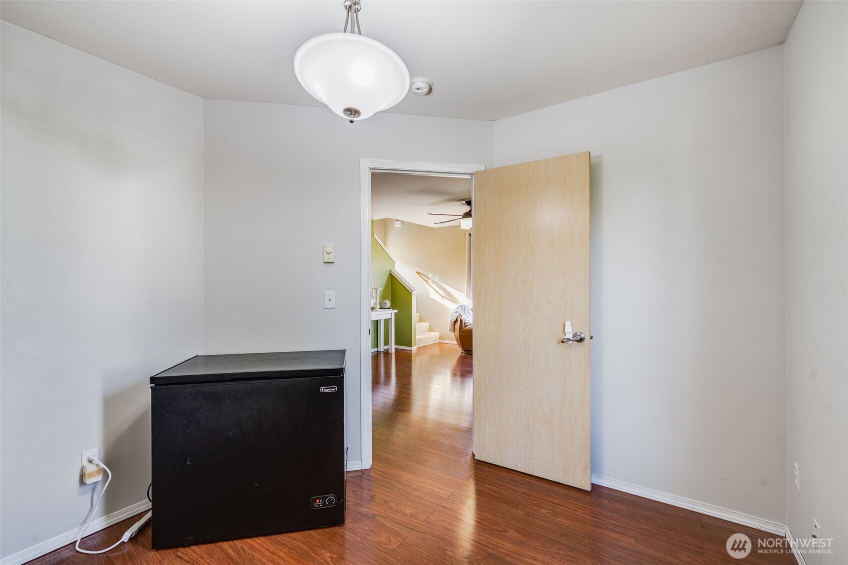 1736 E 39th Street , Tacoma, WA 98404
