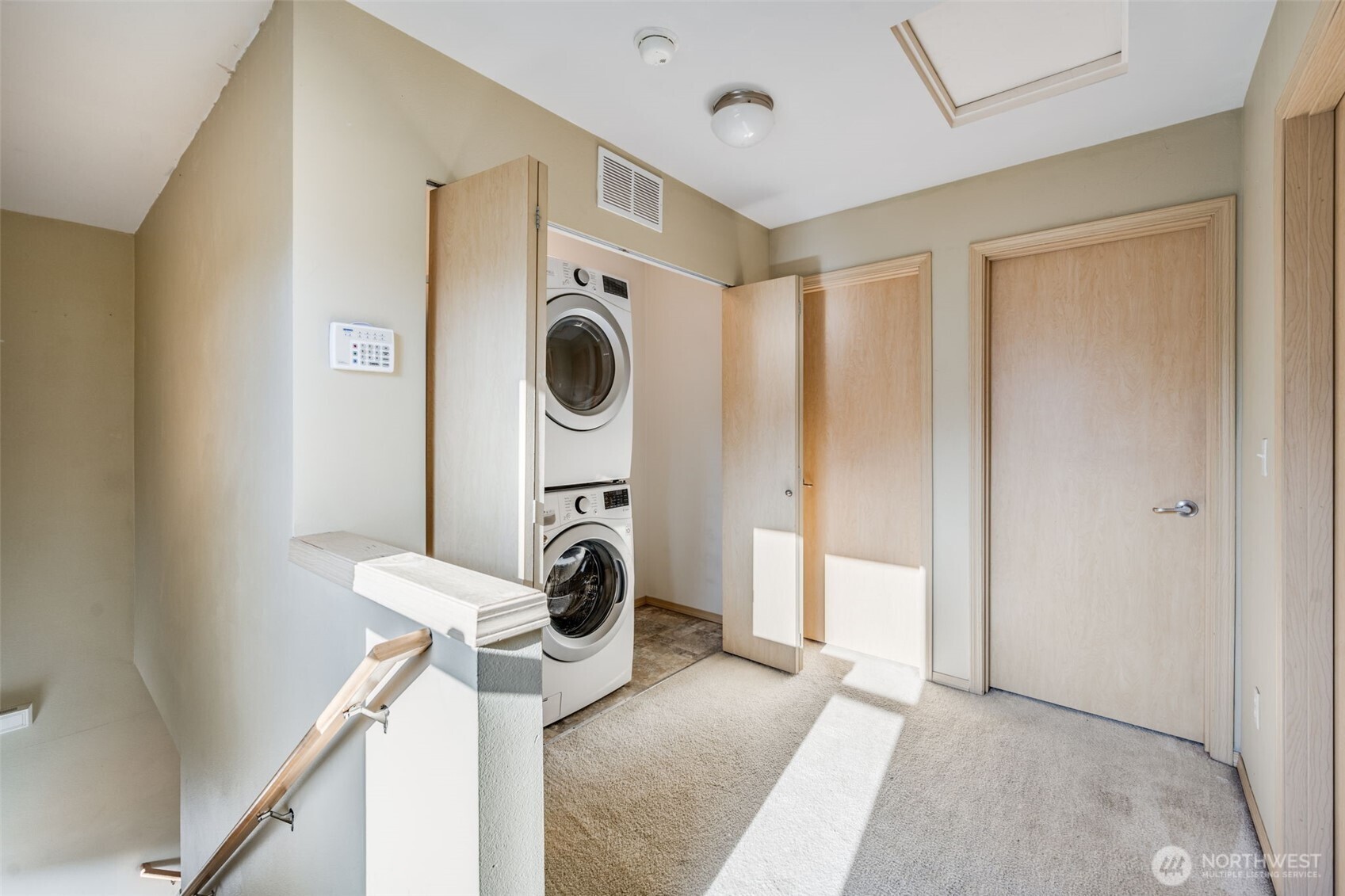 1736 E 39th Street , Tacoma, WA 98404