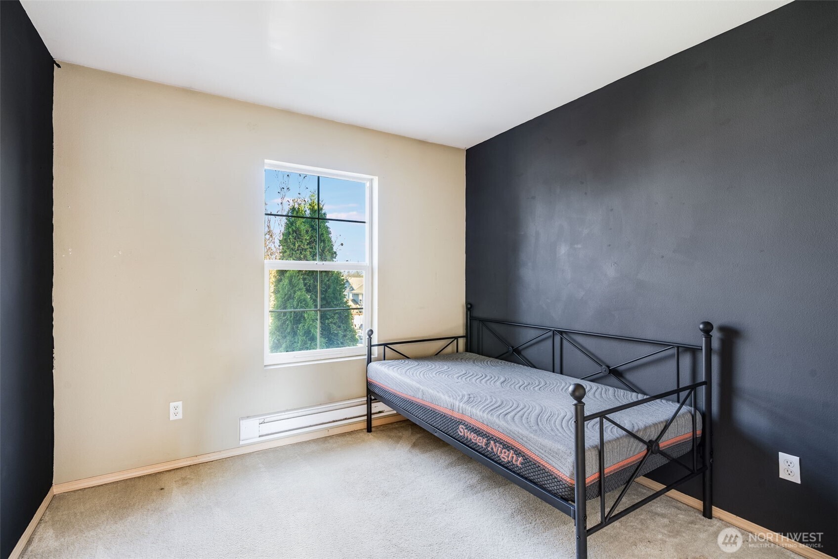 1736 E 39th Street , Tacoma, WA 98404