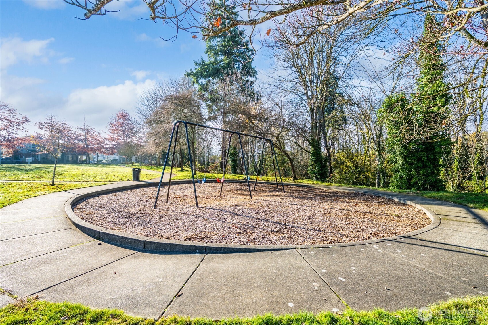 1736 E 39th Street , Tacoma, WA 98404
