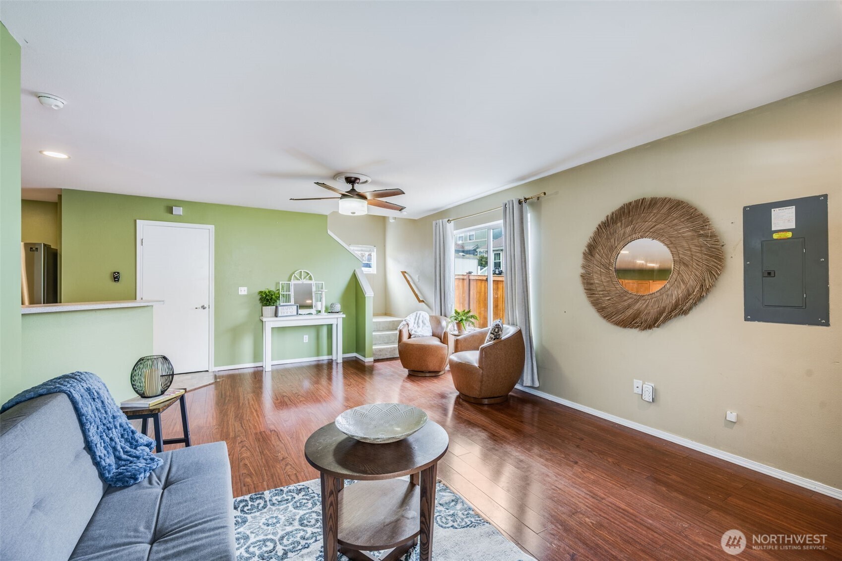 1736 E 39th Street , Tacoma, WA 98404