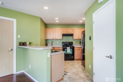 1736 E 39th Street , Tacoma, WA 98404 - Photo 8