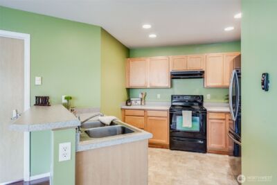 1736 E 39th Street , Tacoma, WA 98404 - Photo 9