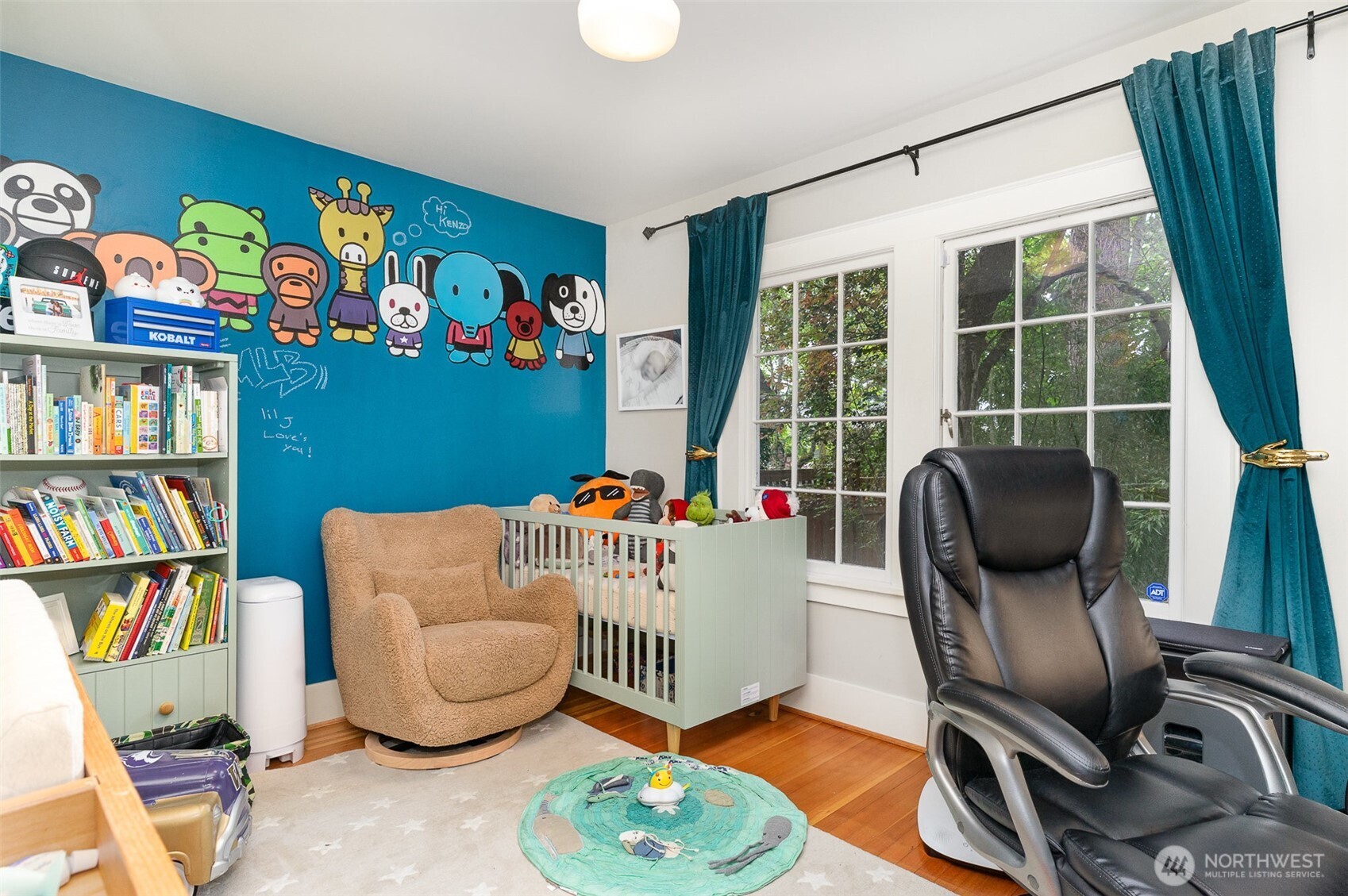 3901 S Court Street , Seattle, WA 98144