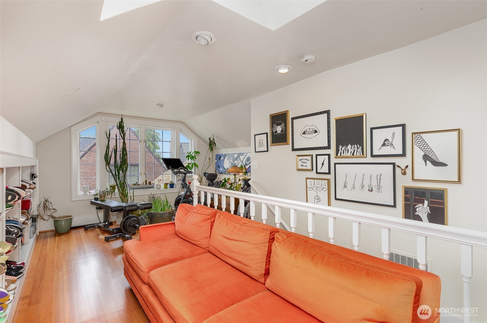 3901 S Court Street , Seattle, WA 98144