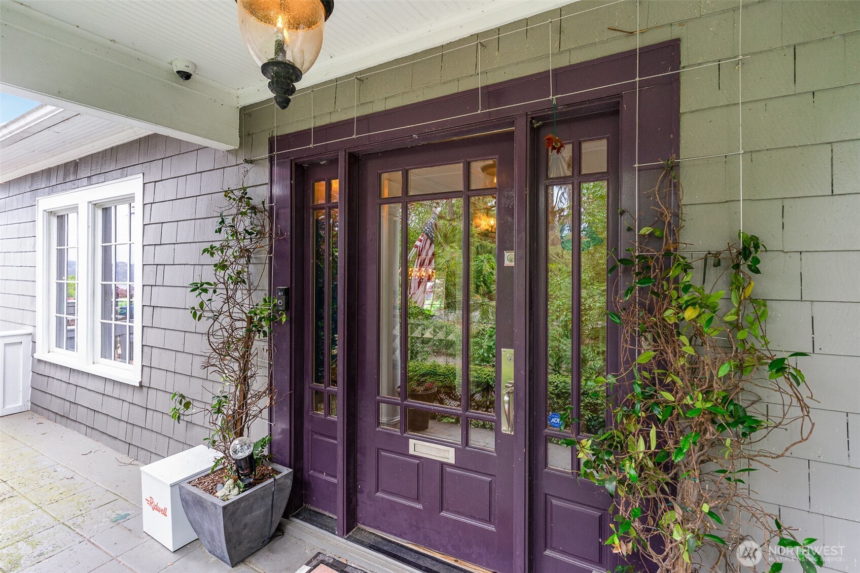3901 S Court Street , Seattle, WA 98144