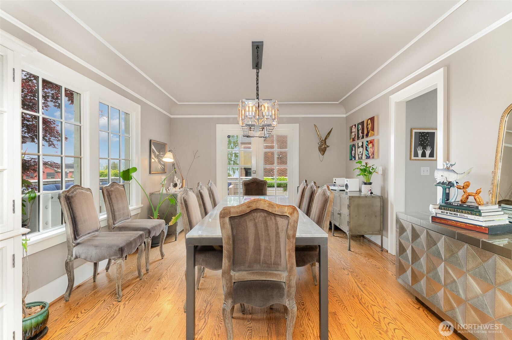3901 S Court Street , Seattle, WA 98144