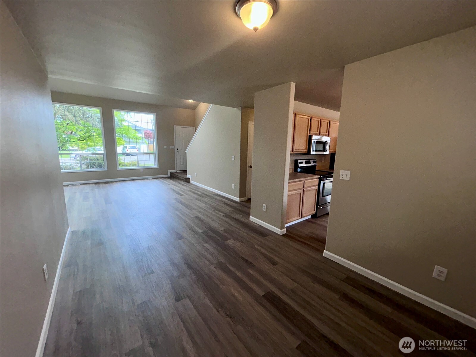 767 Oakhurst Drive , Pacific, WA 98047