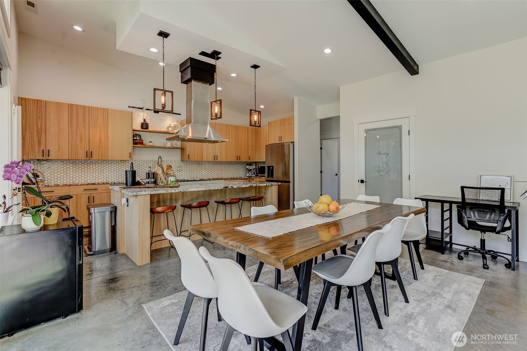 177 Mad River Road , Entiat, WA 98822