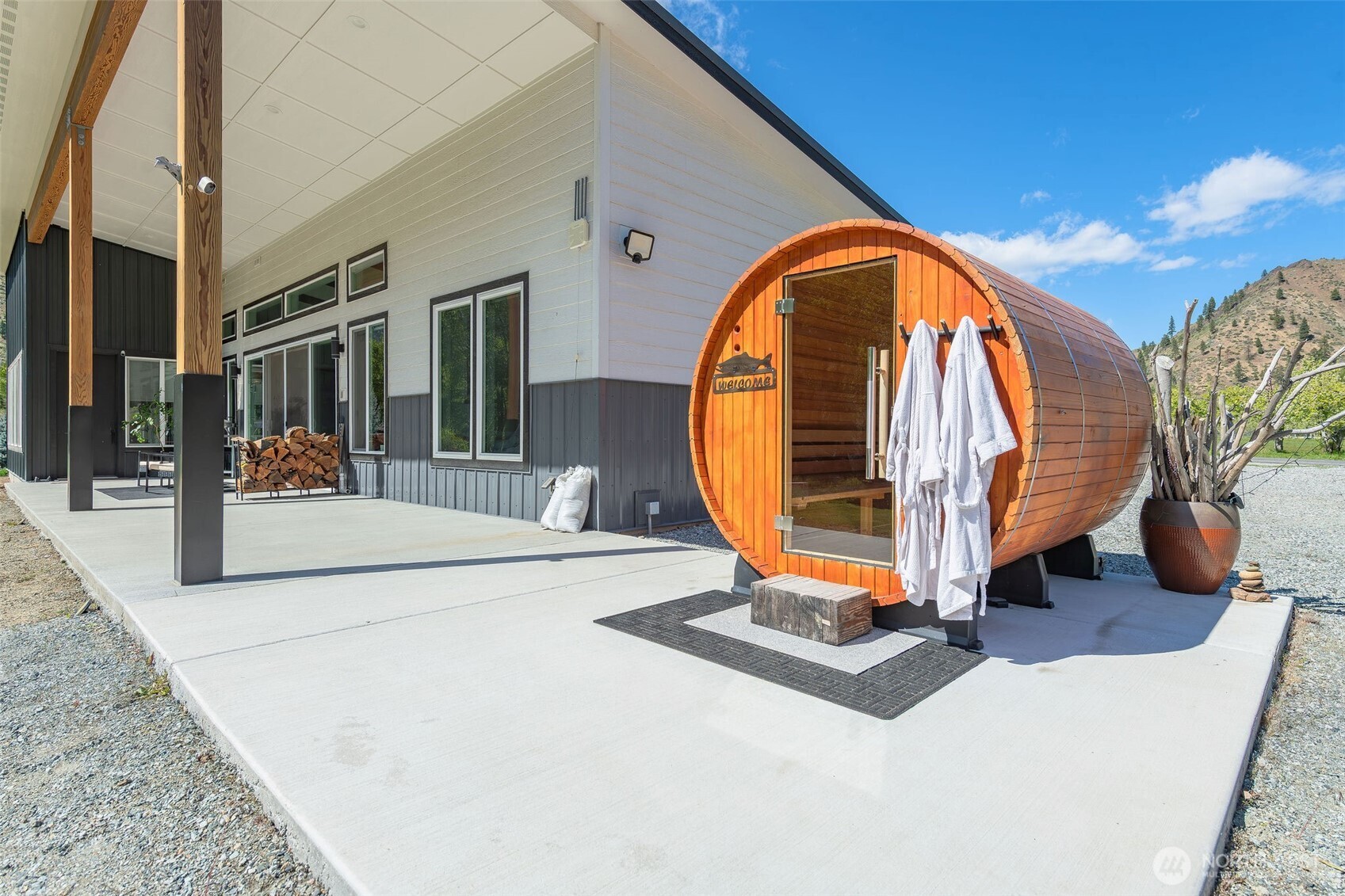 177 Mad River Road , Entiat, WA 98822