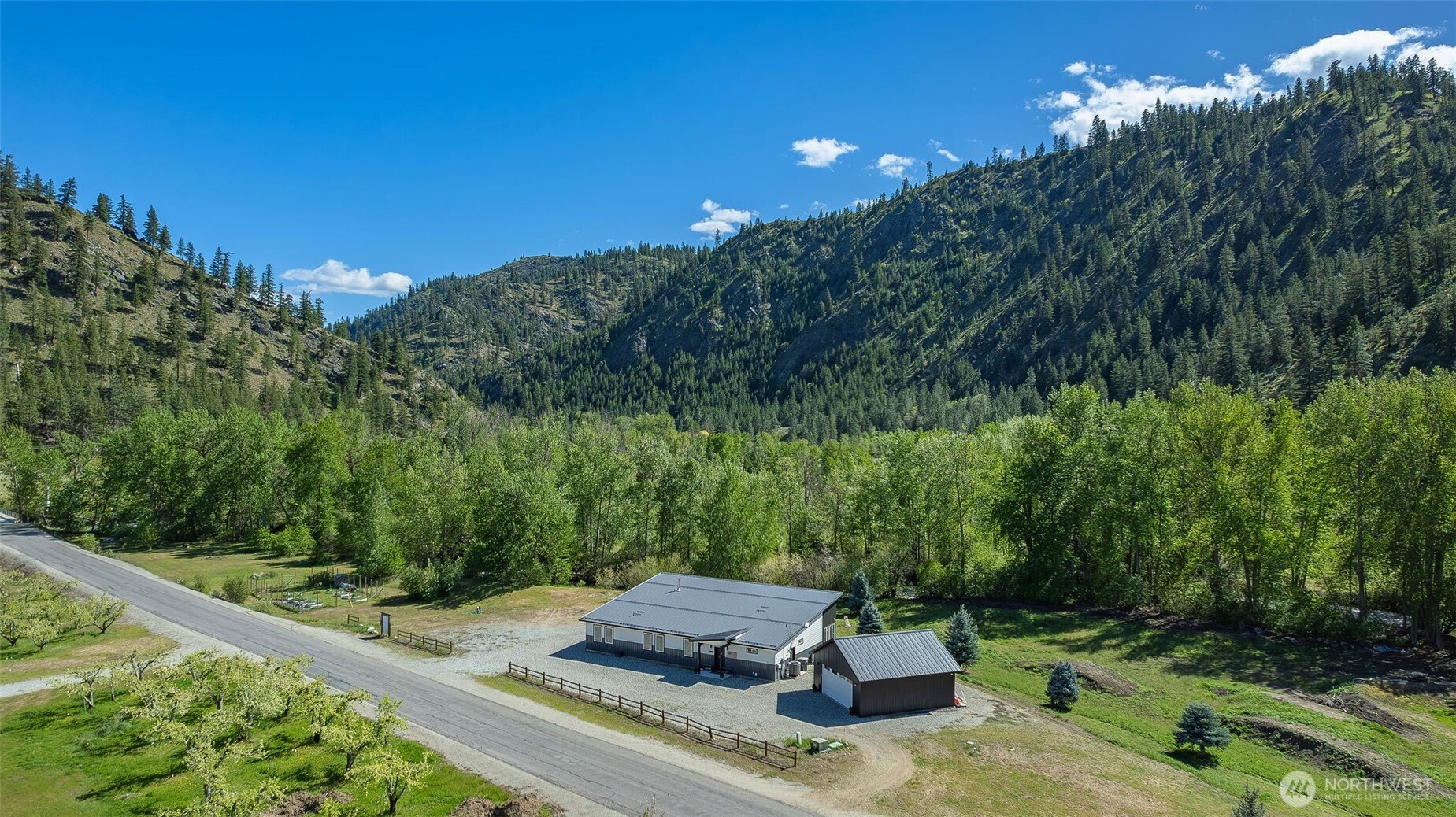 177 Mad River Road , Entiat, WA 98822