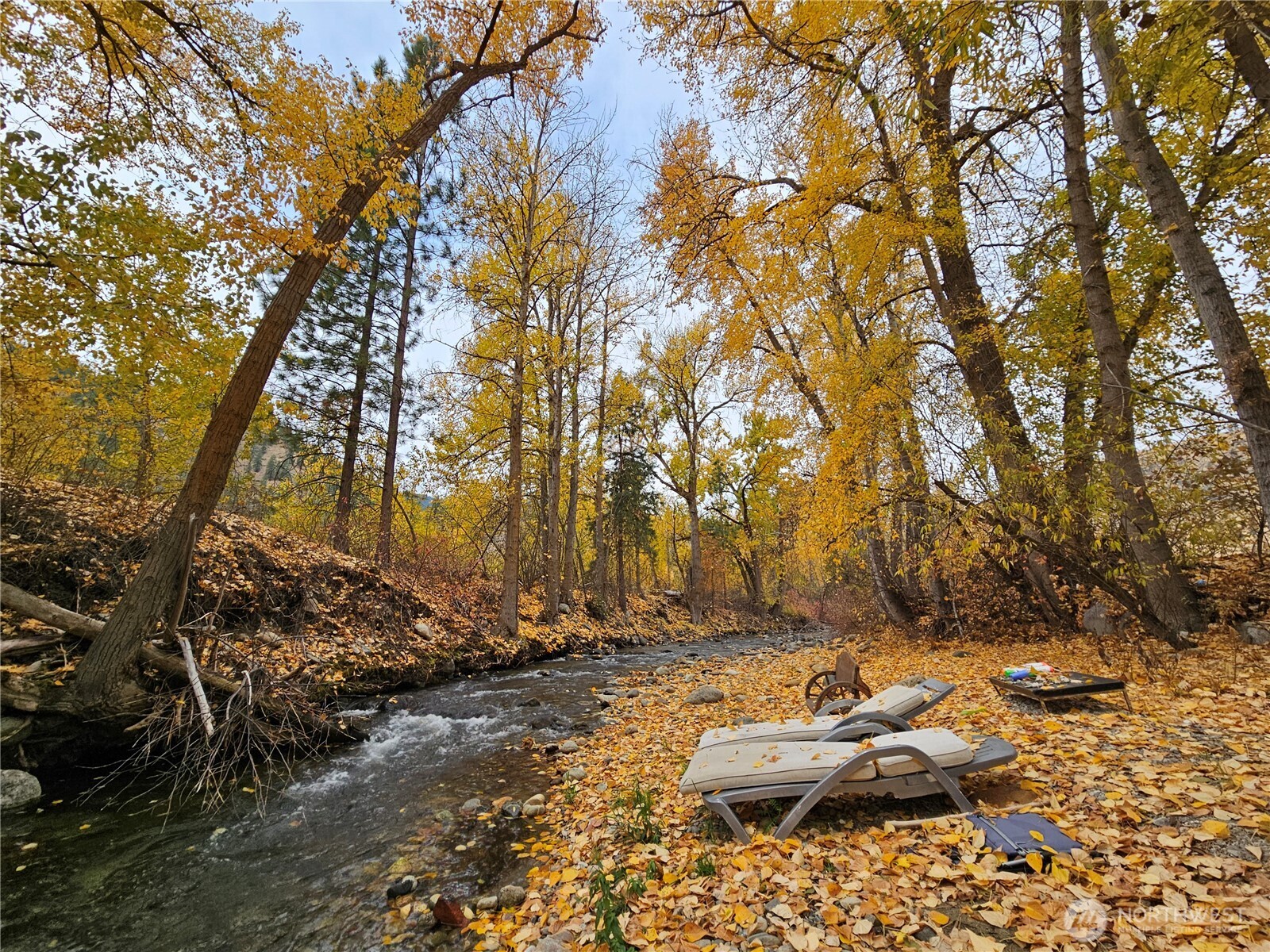 177 Mad River Road , Entiat, WA 98822