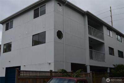 929 N 105th Street #C, Seattle, WA 98133 - Photo 1