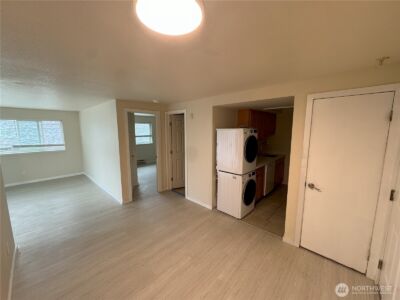 929 N 105th Street #C, Seattle, WA 98133 - Photo 3