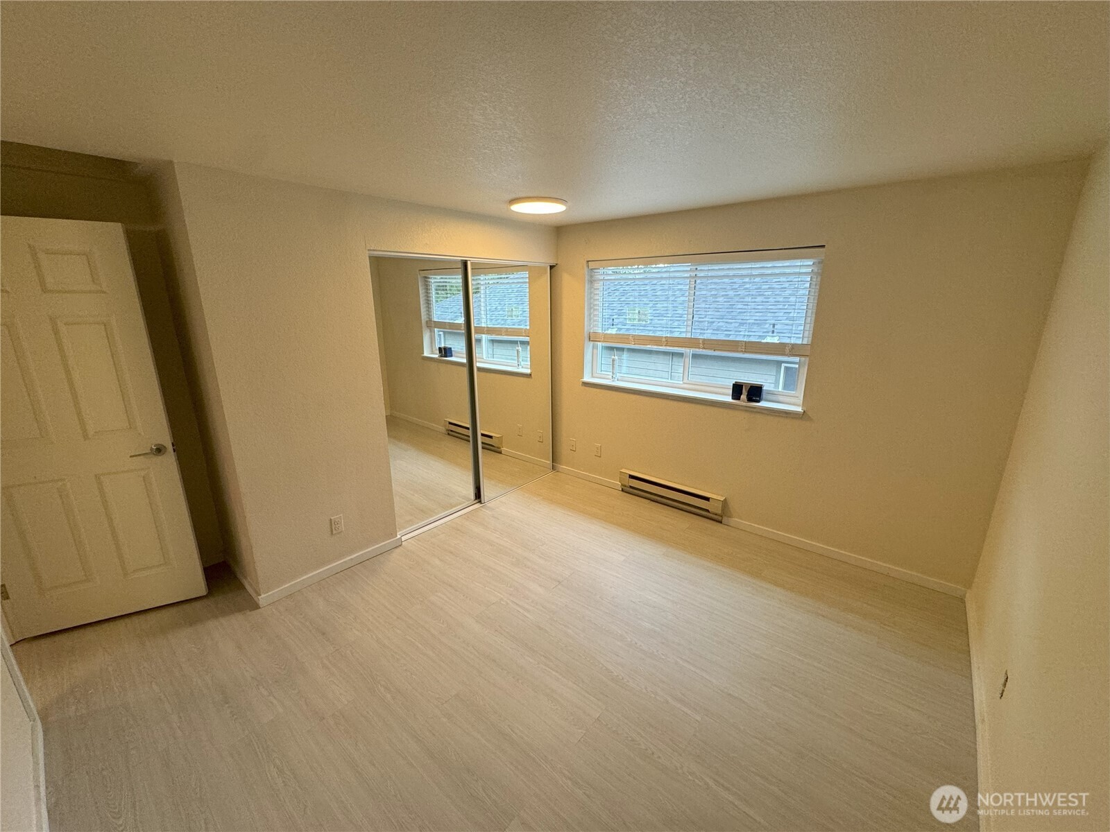929 N 105th Street #C, Seattle, WA 98133