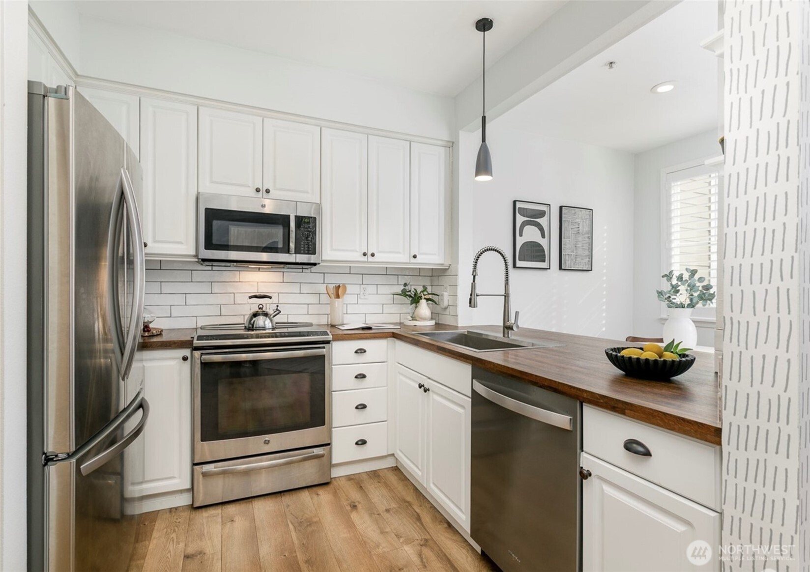 13000 Admiralty #K103, Everett, WA 98204-6273