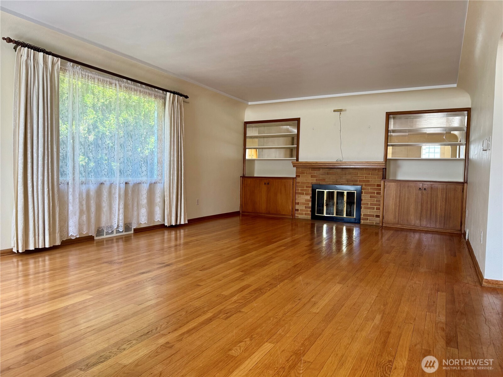 706 Maxwell Street , Davenport, WA 99122