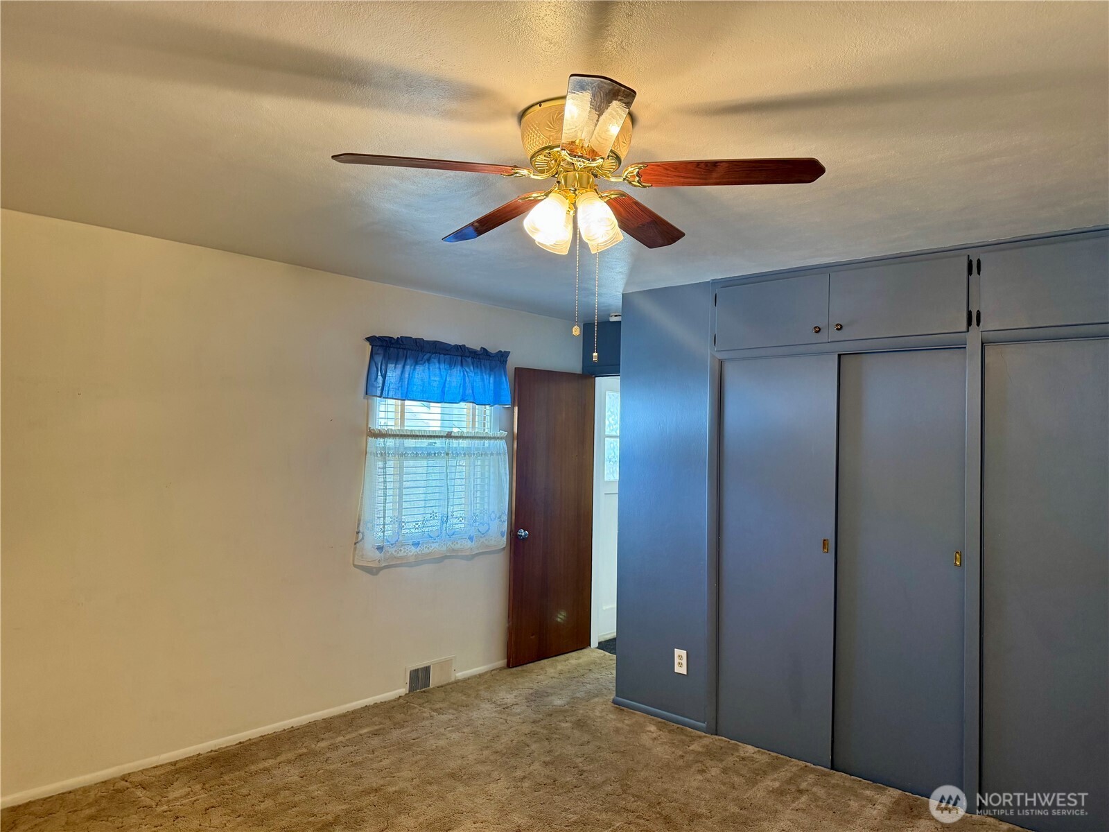 706 Maxwell Street , Davenport, WA 99122