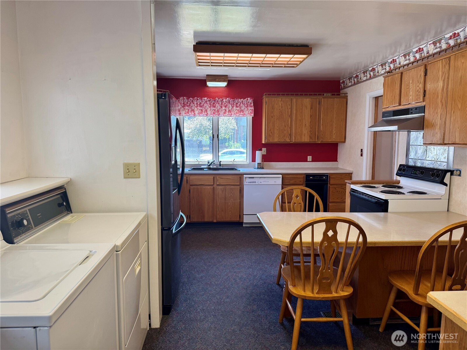 706 Maxwell Street , Davenport, WA 99122