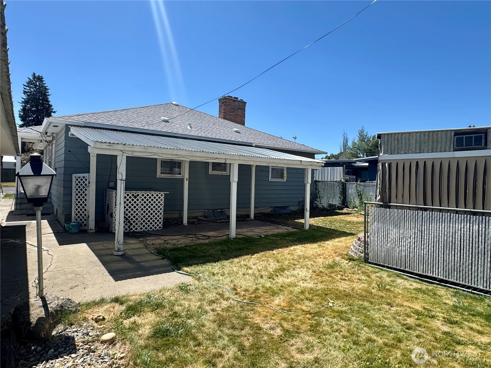 706 Maxwell Street , Davenport, WA 99122